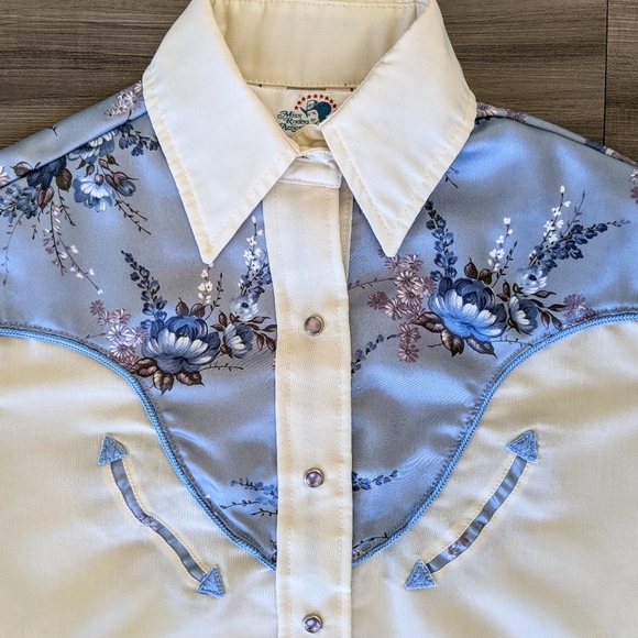 SOLD Vintage Miss Rodeo America shirt - Picture 3 of 4